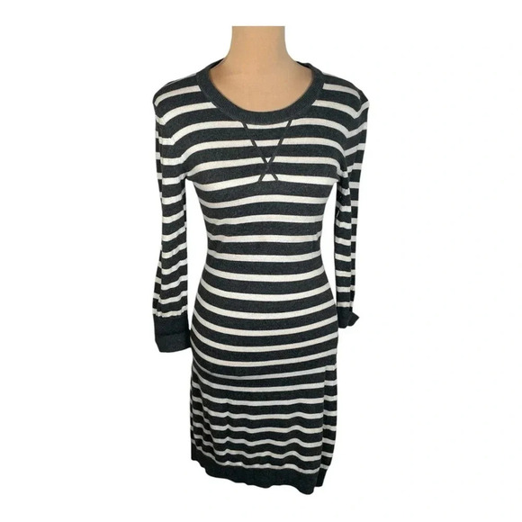 ✨French Connection Classic Wool Blend Gray Stripe Sweater Dress Short Pullover - Picture 2 of 8